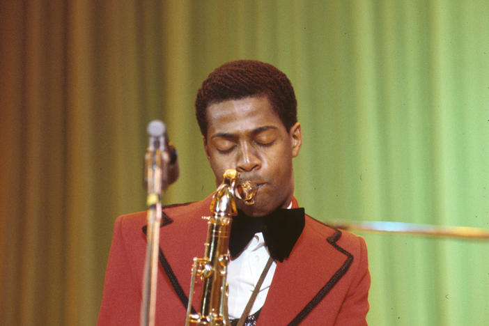Ronald "Khalis" Bell, performing with Kool & The Gang on March 29, 1974.
