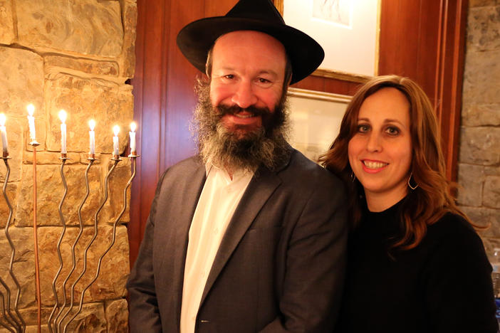 Chabad Rabbi Zalman Mendelsohn and his wife Raizy