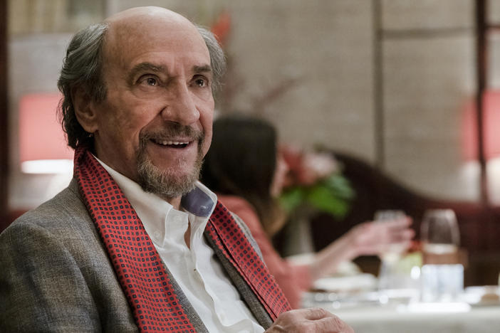 F. Murray Abraham says his <em>White Lotus</em> character Bert is "nothing but a male chauvinist pig" but that the women who respond to him "understand that he really has a good heart."