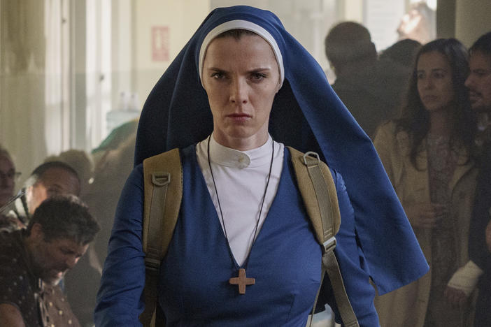 Simone (Betty Gilpin) on her way to a come-to-Jesus meeting.