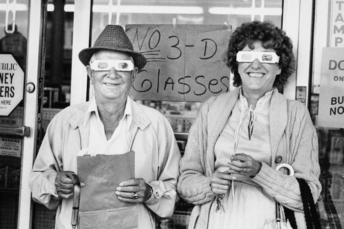 Two New Orleans-area residents wear 3D glasses for a <em>Revenge of the Creature </em>screening in February 1982.