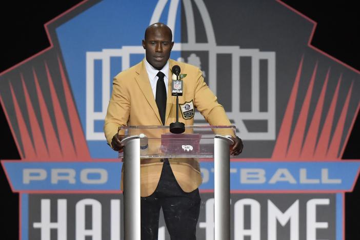 Former NFL player Terrell Davis said Monday, July 15, 2024, he was “humiliated" after being handcuffed and removed from a United Airlines flight, then later apologized to by law enforcement, over the weekend. Here, Davis delivers his speech during induction ceremonies at the Pro Football Hall of Fame on Saturday, Aug. 5, 2017, in Canton, Ohio.