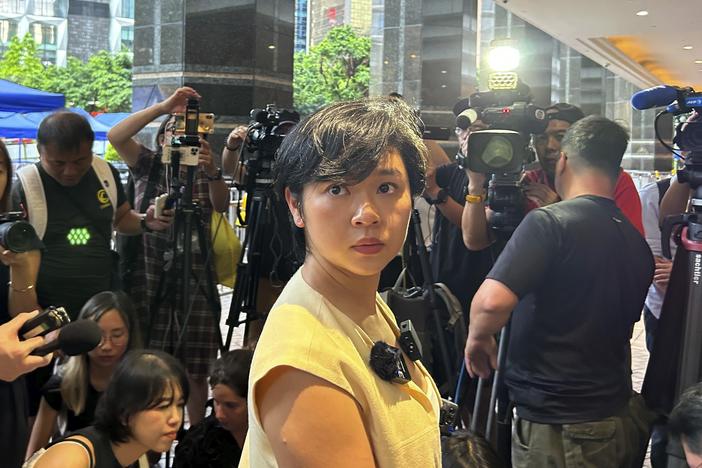 Selina Cheng, newly elected chairperson of the Hong Kong Journalists Association, speaks to media in Hong Kong on Wednesday. Cheng said she lost her job at <em>The Wall Street Journal</em> after she refused her supervisor’s request to withdraw from the election for the leadership post.