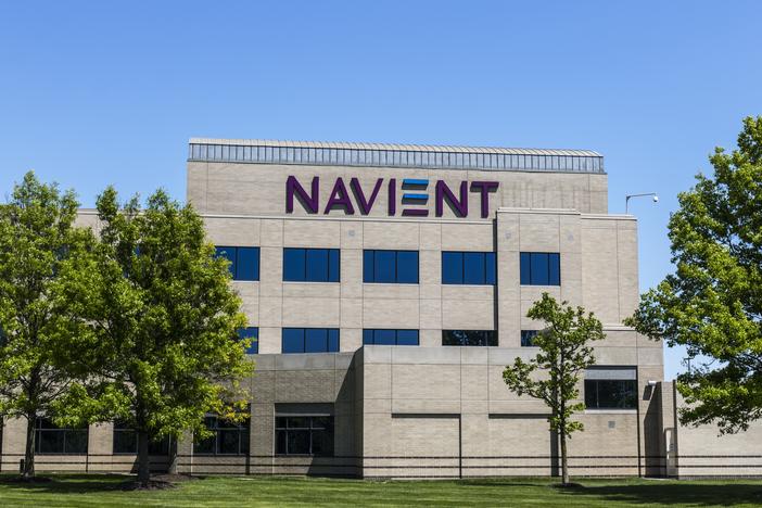 Navient, one of the country’s largest student loan servicers, has reached a $120 million settlement with the Consumer Financial Protection Bureau — resulting in the company being permanently banned from servicing federal student loans. 