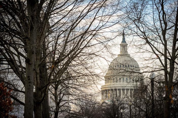 January 31, 2020 - PBS NewsHour full episode: asset-mezzanine-16x9