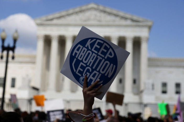 Abortion rights demonstrators protest outside the United States Supreme Court as the court rules in the Dobbs v Women's Health Organization abortion case, overturning the landmark Roe v Wade abortion decision in Washington, U.S., June 24, 2022. REUTERS/Evelyn Hockstein