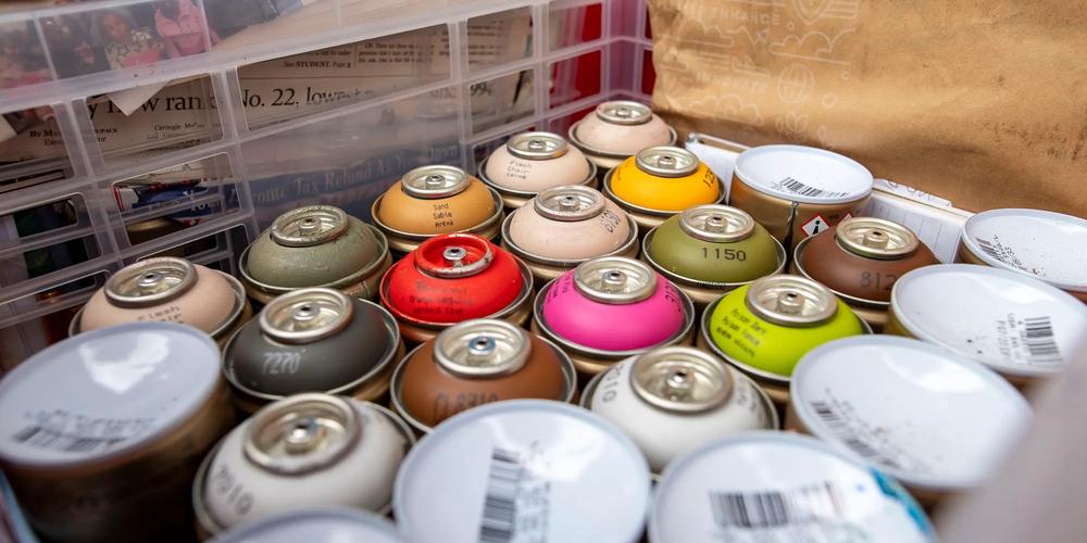 Paint cans. (Isadora Pennington/Rough Draft Atlanta)